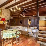 Charmante Maison En Pierre Avec Jardin Et Cheminee, Animaux Acceptes - Fr-1-616-174 * La Mouthe