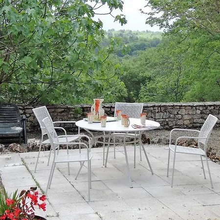 Charmante Maison En Pierre Avec Jardin Et Cheminee, Animaux Acceptes - Fr-1-616-174 Летний дом *