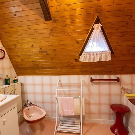 Летний дом Charmante Maison En Pierre Avec Jardin Et Cheminee, Animaux Acceptes - Fr-1-616-174