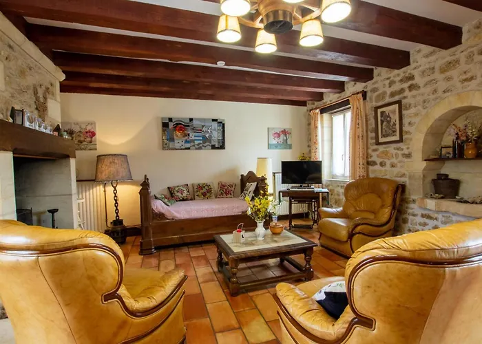 Charmante Maison En Pierre Avec Jardin Et Cheminee, Animaux Acceptes - Fr-1-616-174 Tatil Evi