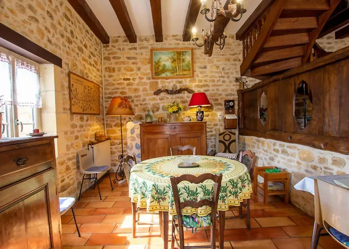 Сasa de vacaciones Charmante Maison En Pierre Avec Jardin Et Cheminée, Animaux Acceptés - Fr-1-616-174 La Mouthe