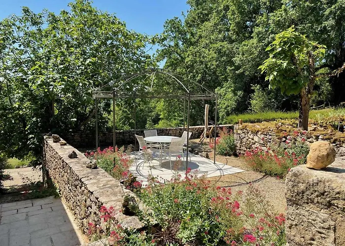 Feriehus Charmante Maison En Pierre Avec Jardin Et Cheminee, Animaux Acceptes - Fr-1-616-174 La Mouthe